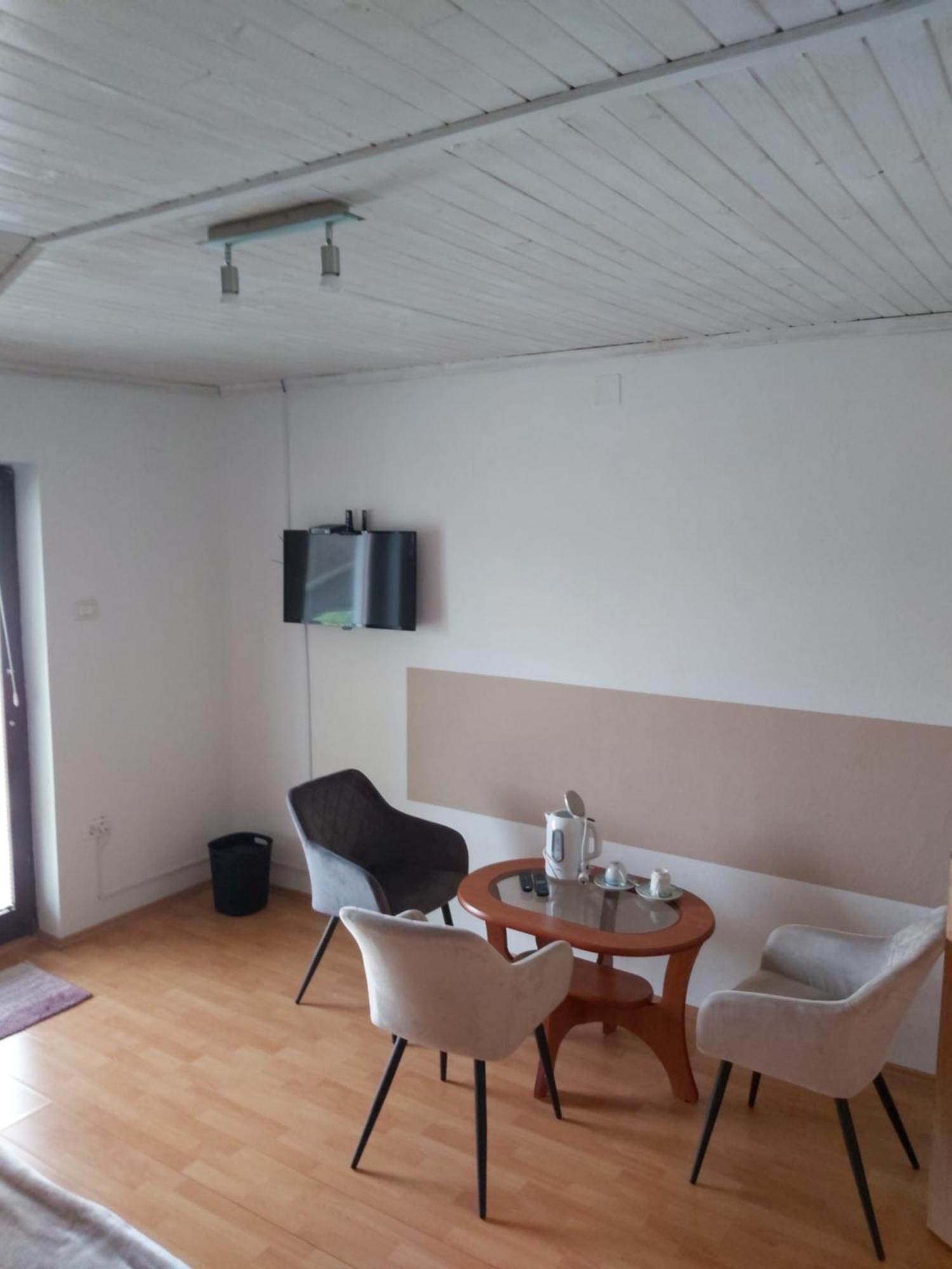 Rooms Zagon Postojna Buitenkant foto