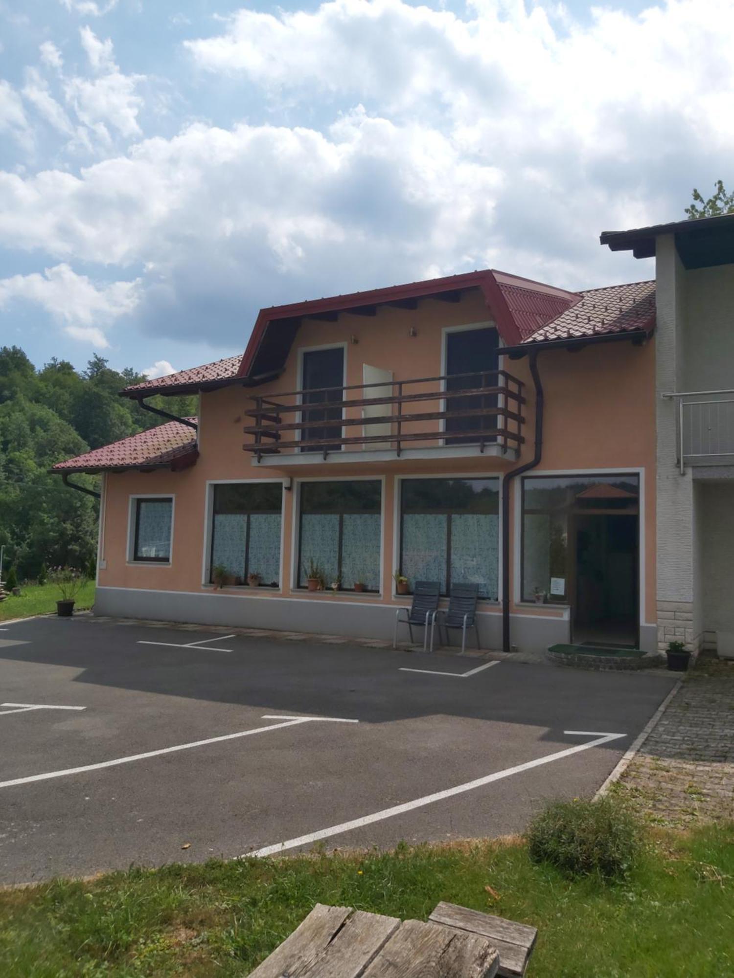 Rooms Zagon Postojna Buitenkant foto